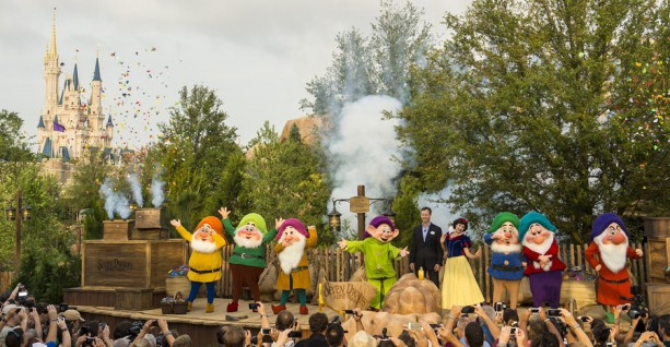 Seven Dwarfs Mine Train_Cerimonia