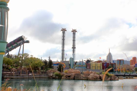 Incredible Hulk Coaster track